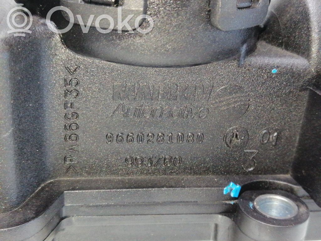 Hyundai Coupe Tapa de balancines