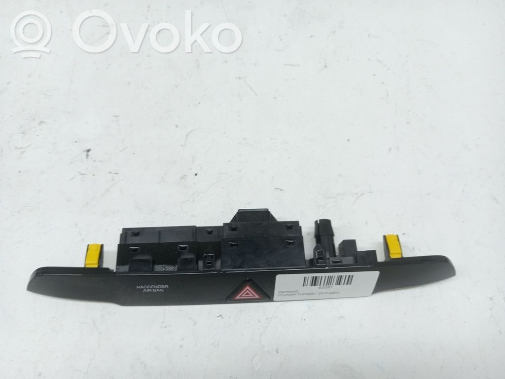 Schalter Warnblinkanlage   93700D7100BLH