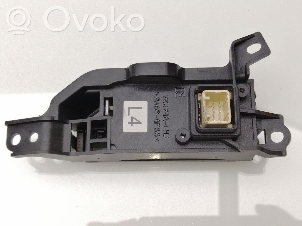 Schermo del visore a sovrimpressione   76J742LHD