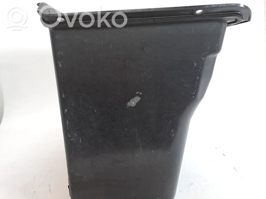 Glove box   100589700G