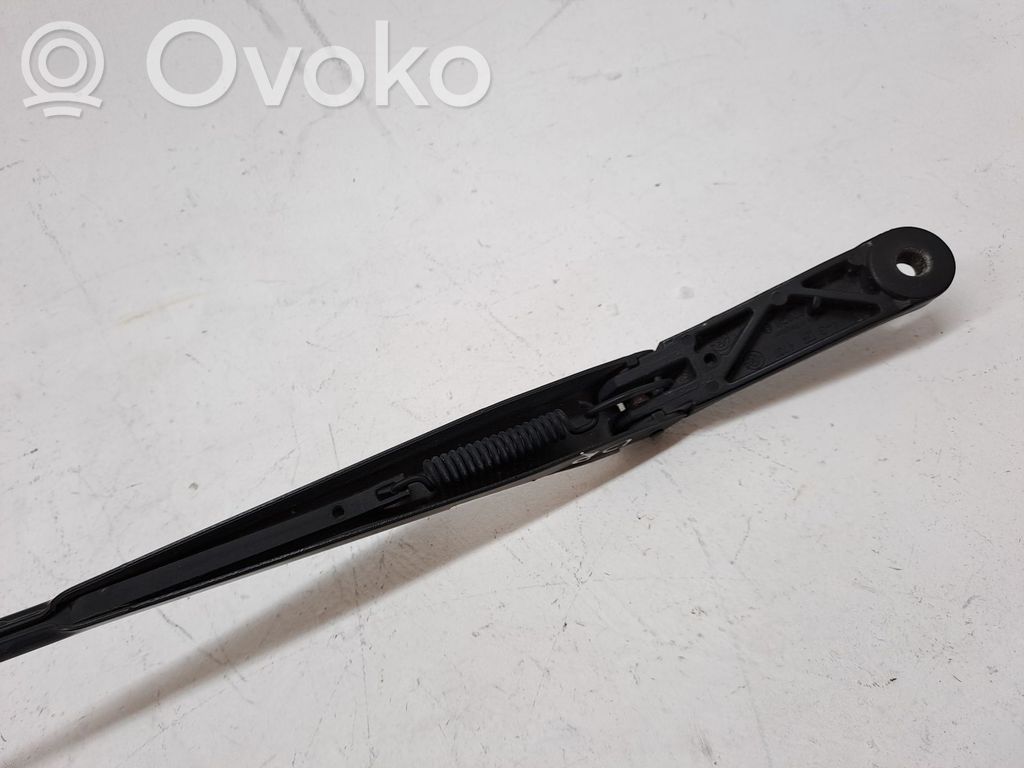 Volkswagen Golf V Ramię wycieraczki szyby przedniej / czołowej