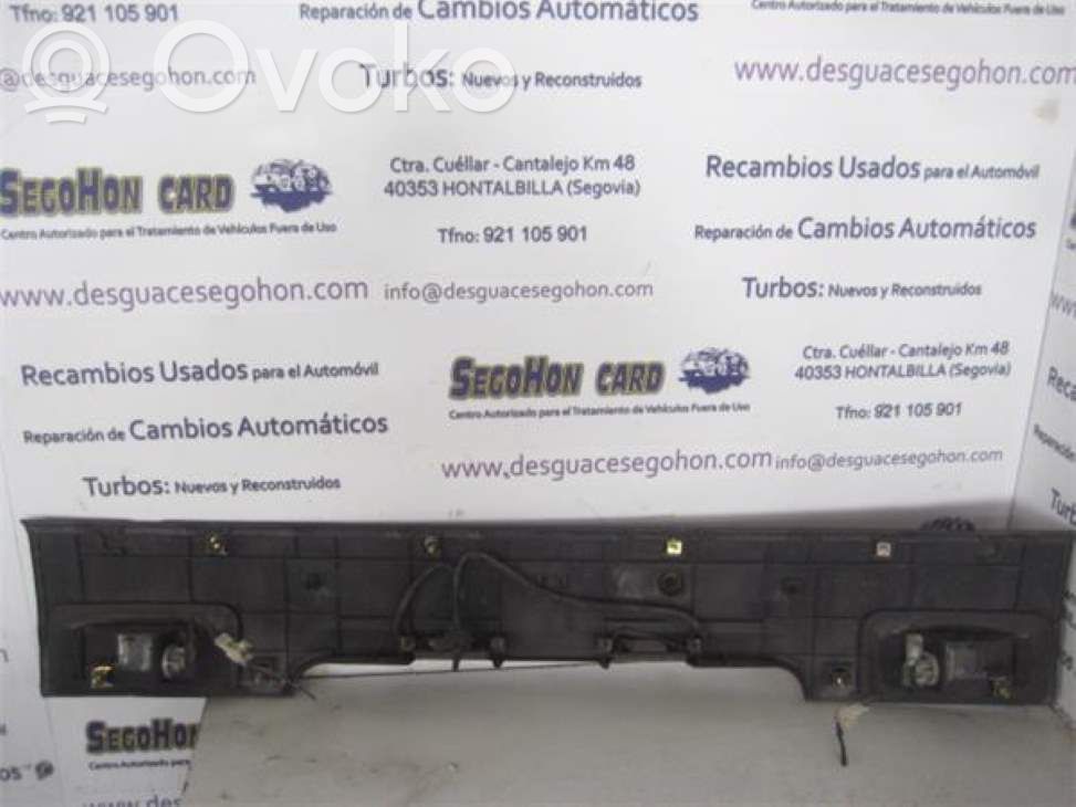 Dritte Bremsleuchte   MR241138,MR241138