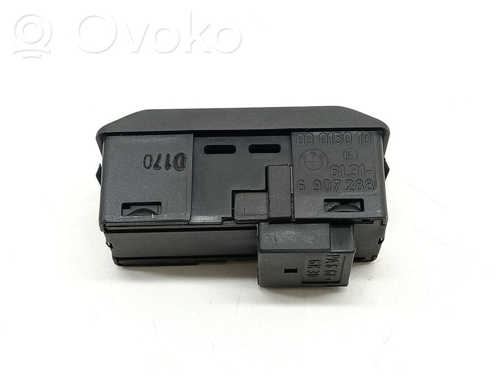 Sunroof switch   61316907288,690728803015010