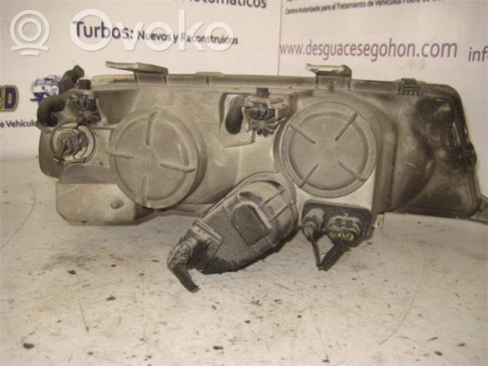 Scheinwerfer   36670748