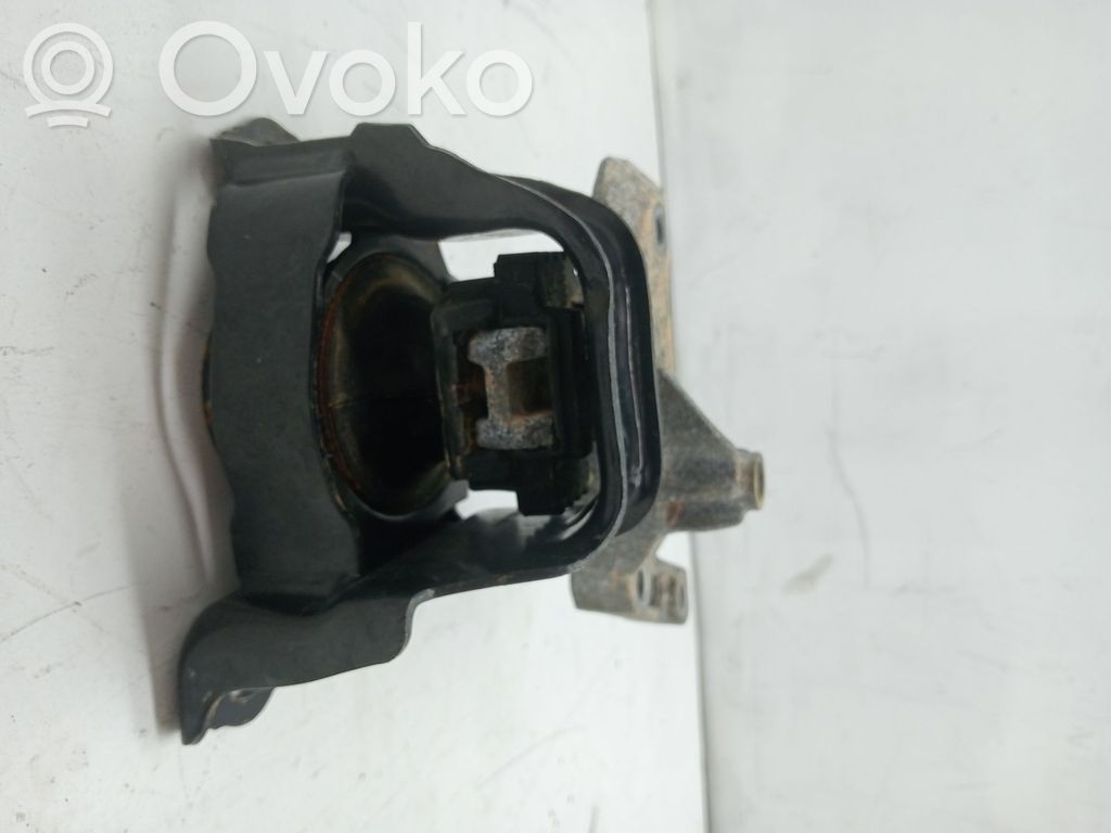 Engine mount bracket   112101HC3C