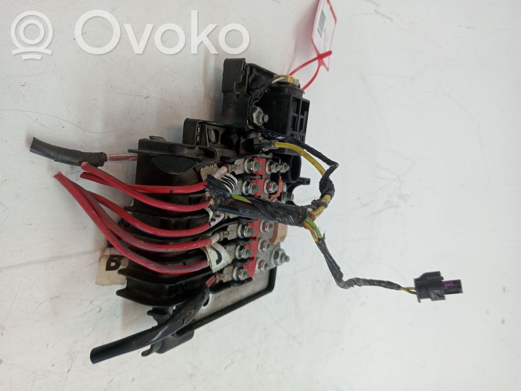 Unidad de control/módulo de carrocería central   101327200F