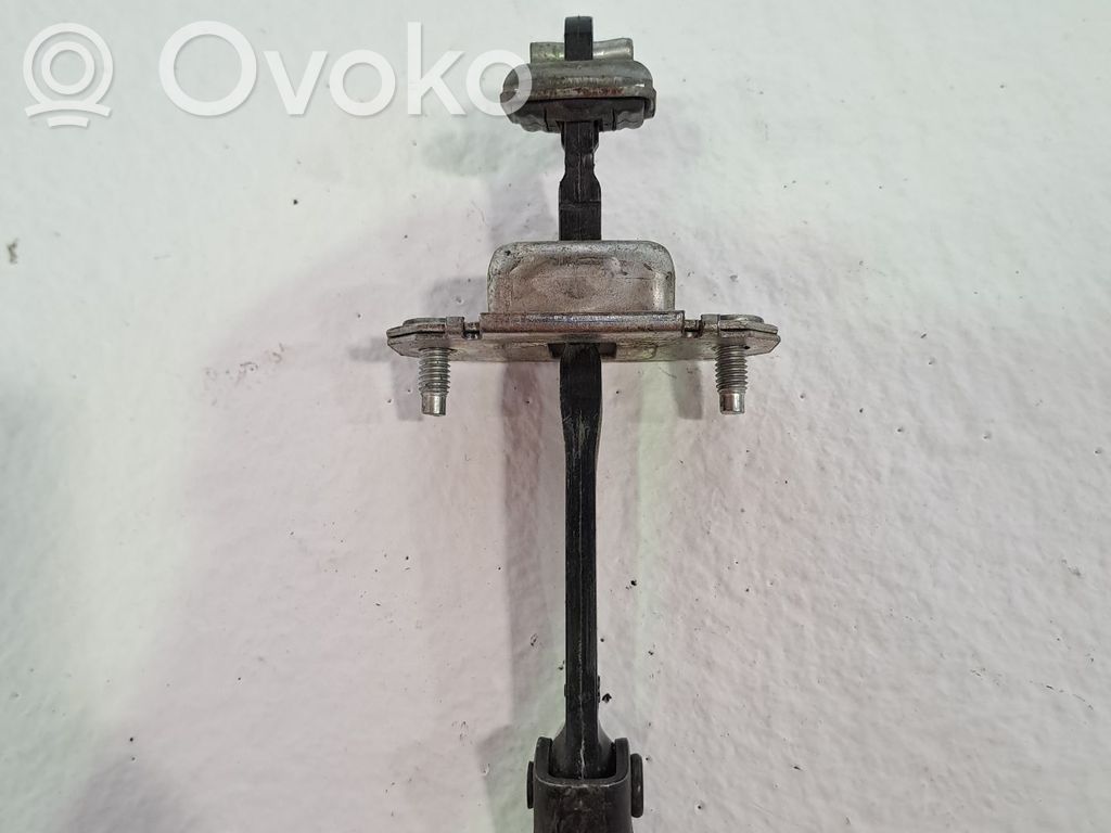 Subaru Forester SH Etuoven pidätin 
