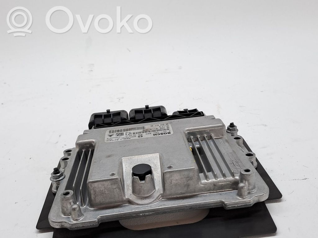 Engine control unit/module ECU   1942VH,1606564880