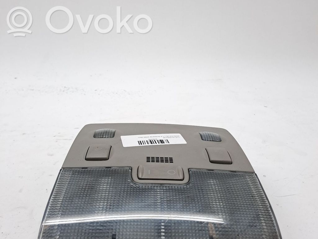 Garniture de console d'éclairage de ciel de toit   8L0947111EEC3
