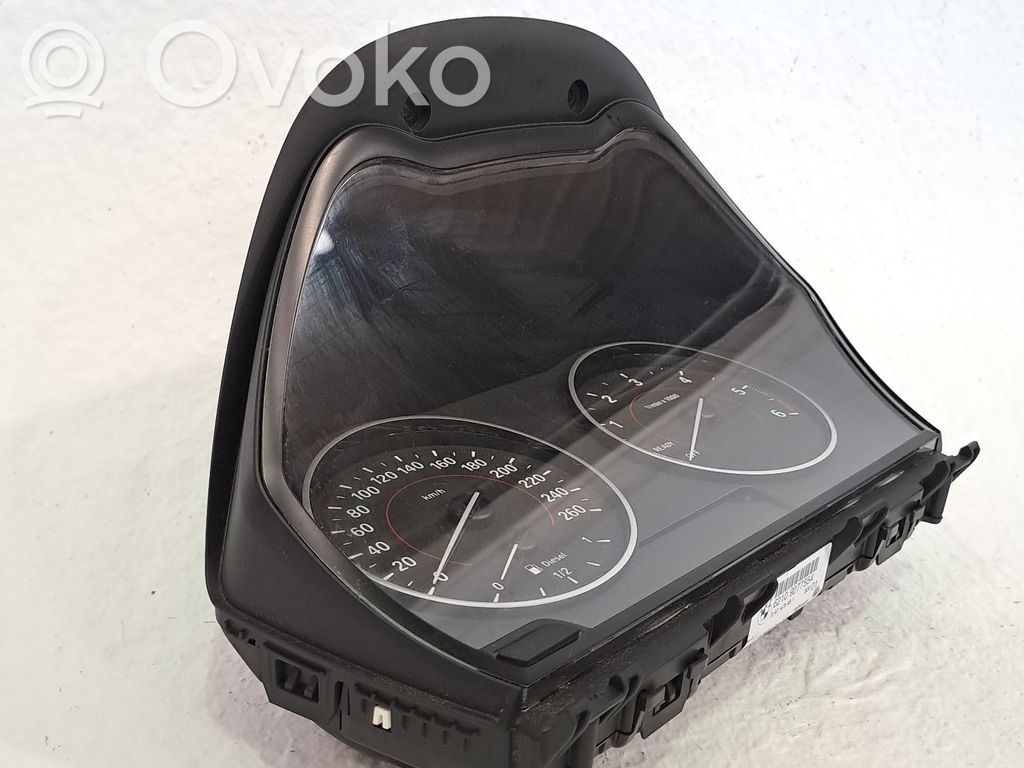BMW 1 F20 F21 Nopeusmittari (mittaristo) 