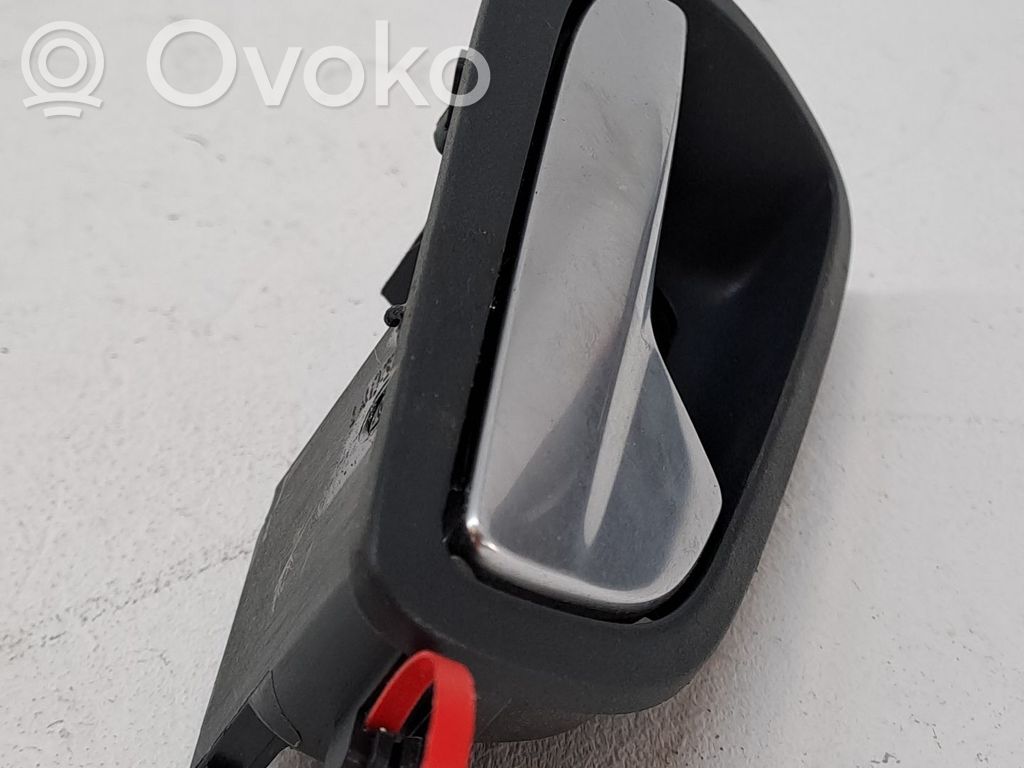 Ford C-MAX I Manecilla interna puerta trasera 