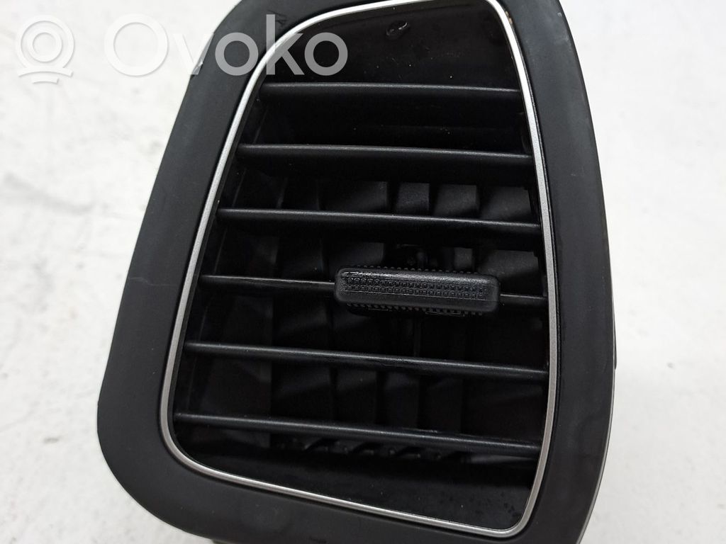 Hyundai i20 Active Ramă grilă ventilație bord 