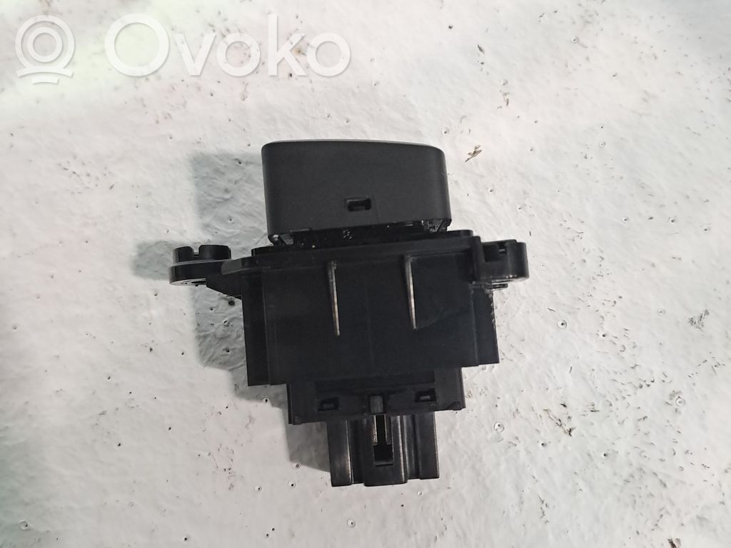 Botón interruptor de luz de peligro   93790A2100WK
