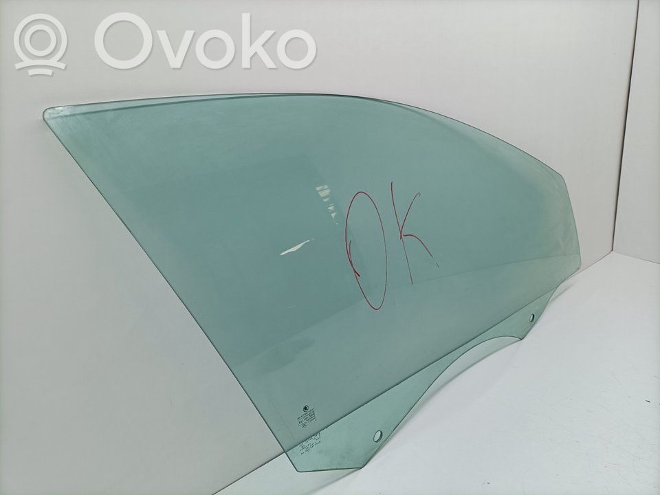 Szyba drzwi przednich   5EO8475202A,43R00049