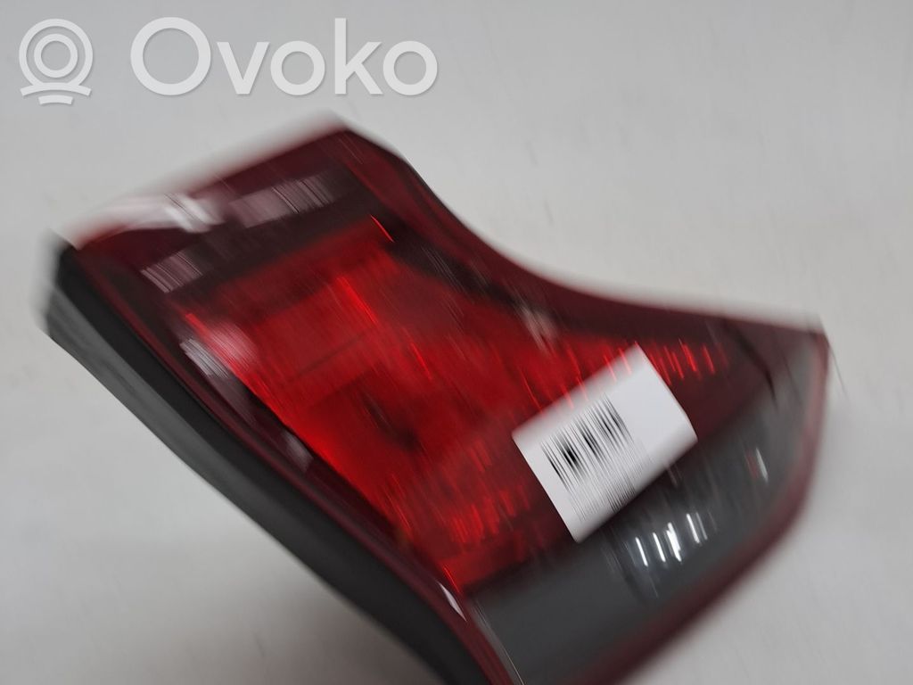 Hyundai Ioniq Takavalon polttimo 