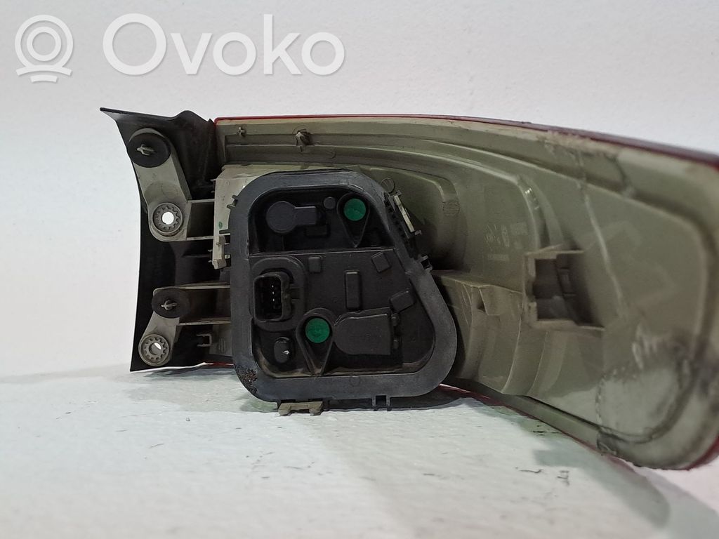 Takavalon polttimo   265552802R