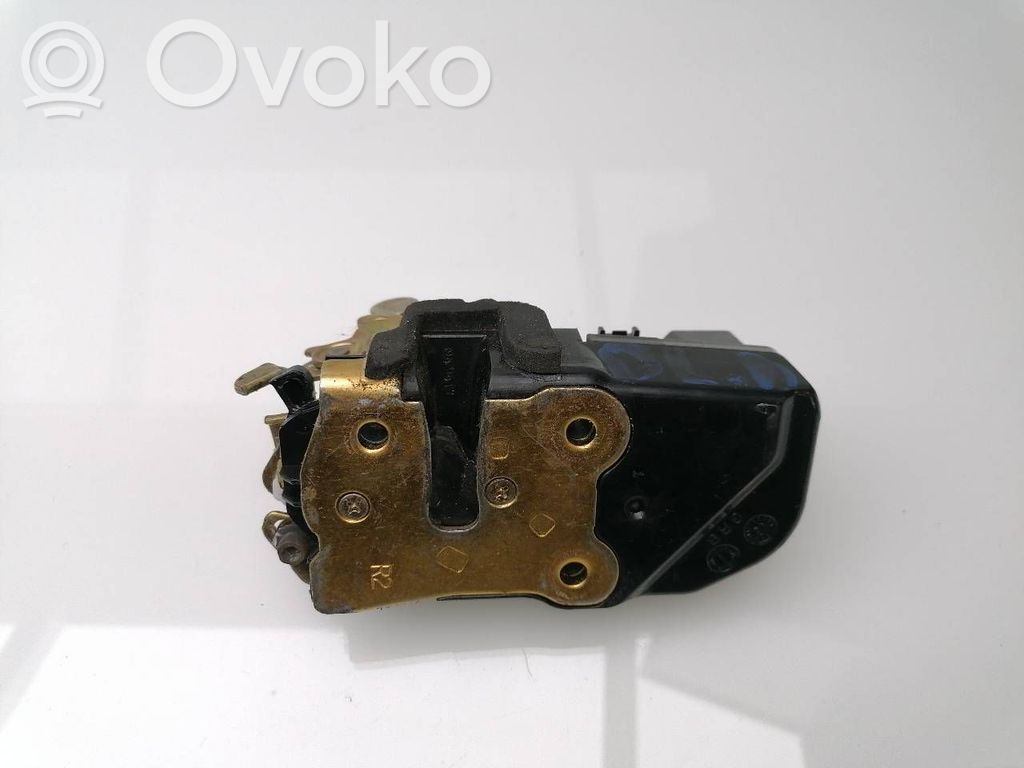 Jeep Cherokee III KJ Front door lock 