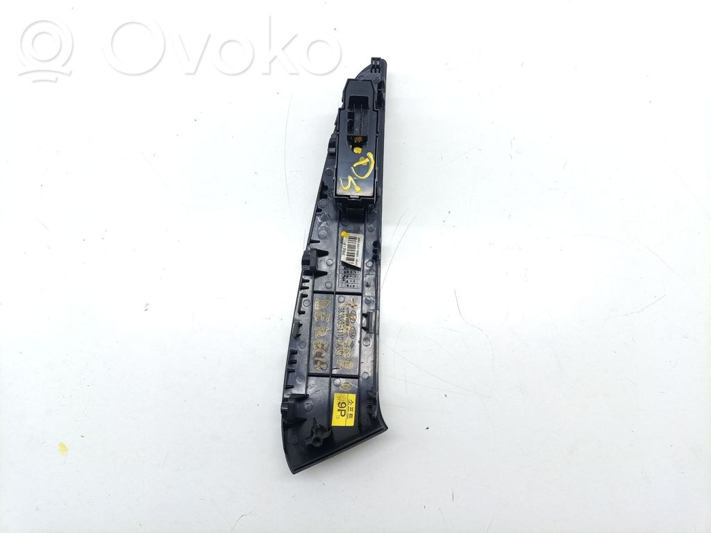 Electric window control switch   935802S6109P