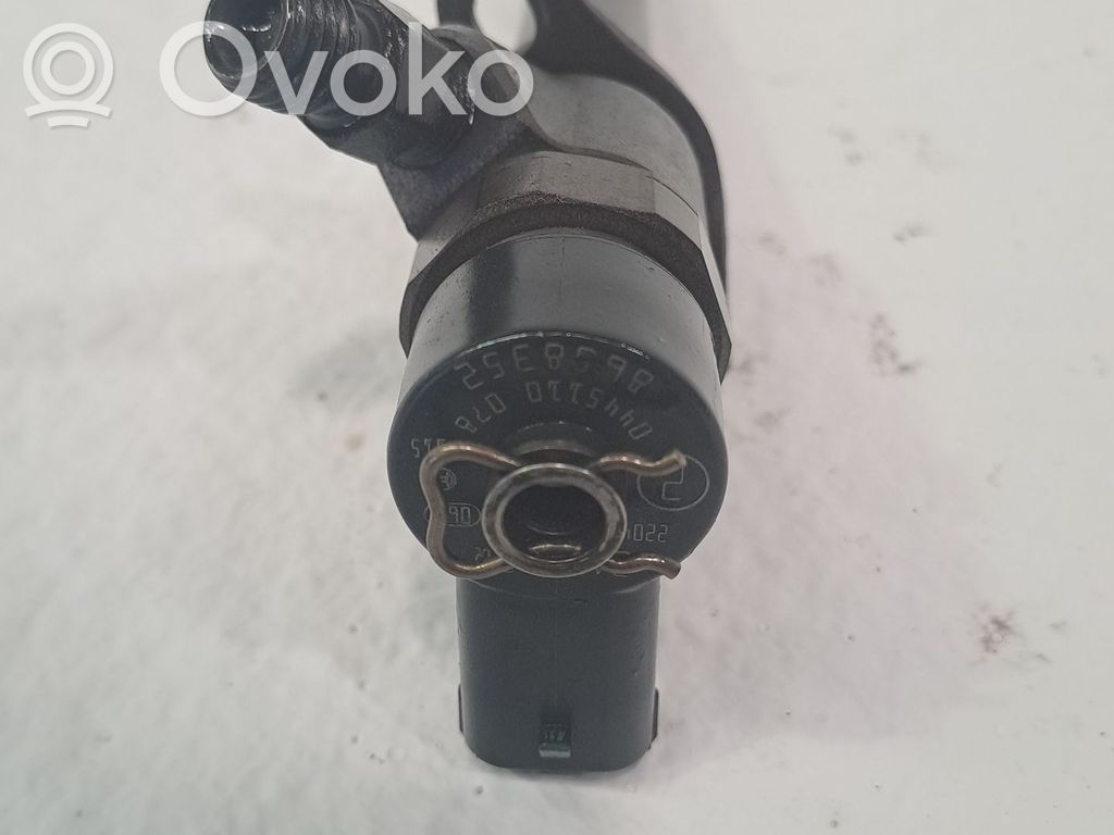 Inyector de combustible   8658352,0445110078