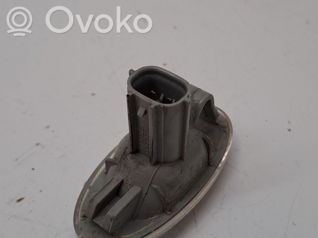 Etupuskurin suuntavilkku   GJ6A51120E