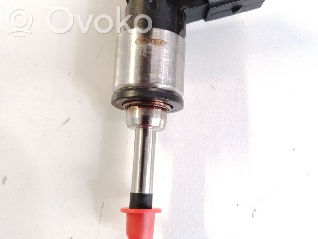 Inyector de combustible   3531007100