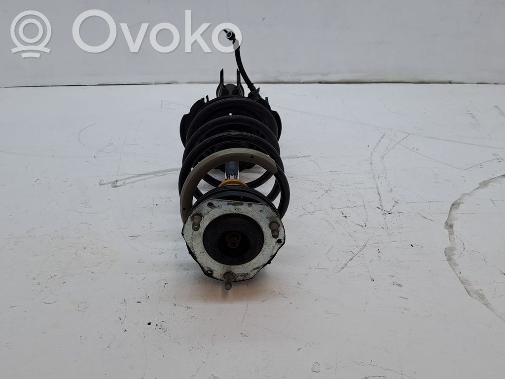 Mazda 2 Stoßdämpfer vorne 