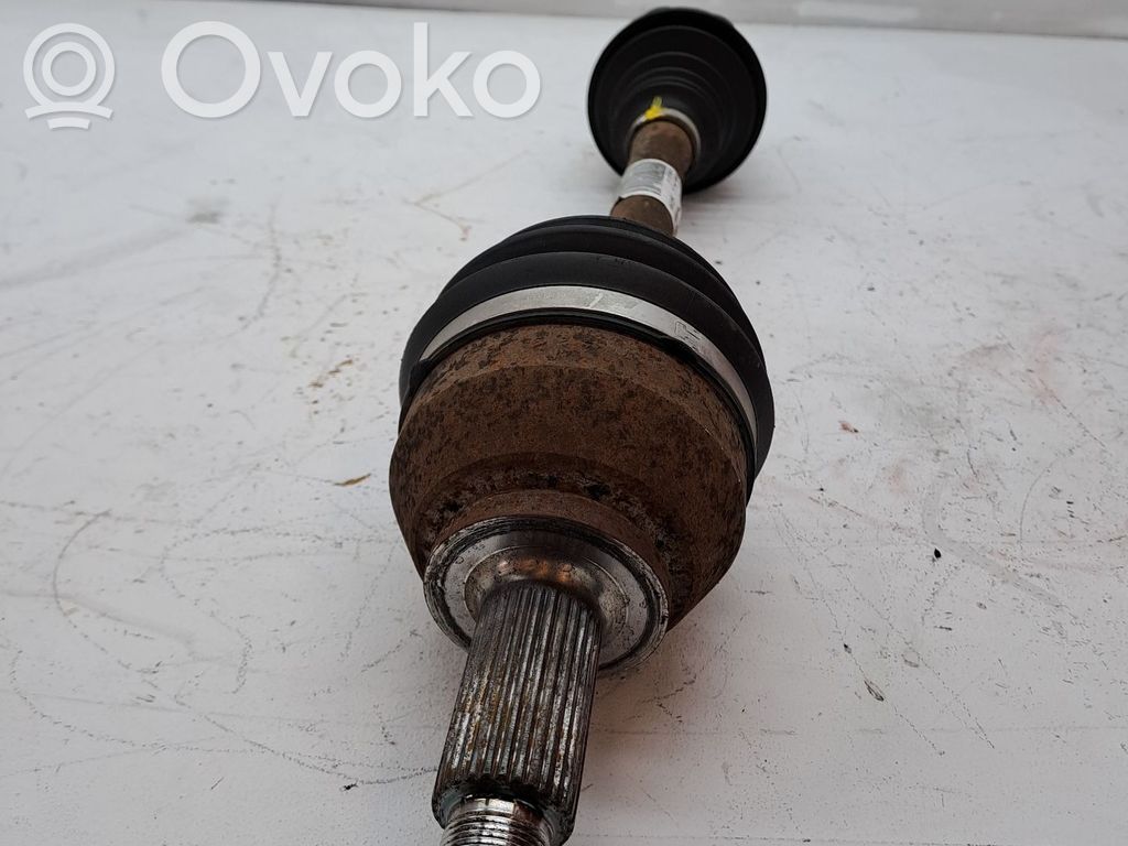 Eje de transmisión delantero   391013827R