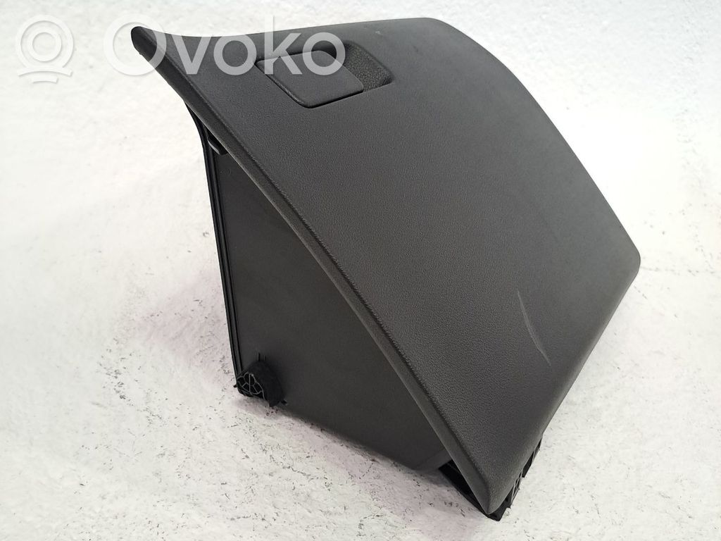 Hansikaslokero   84510Q0000NNB