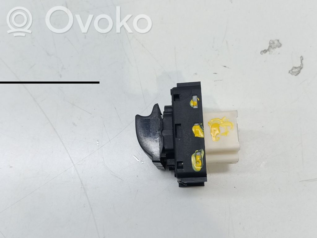 Toyota Proace Interruptor del elevalunas eléctrico 