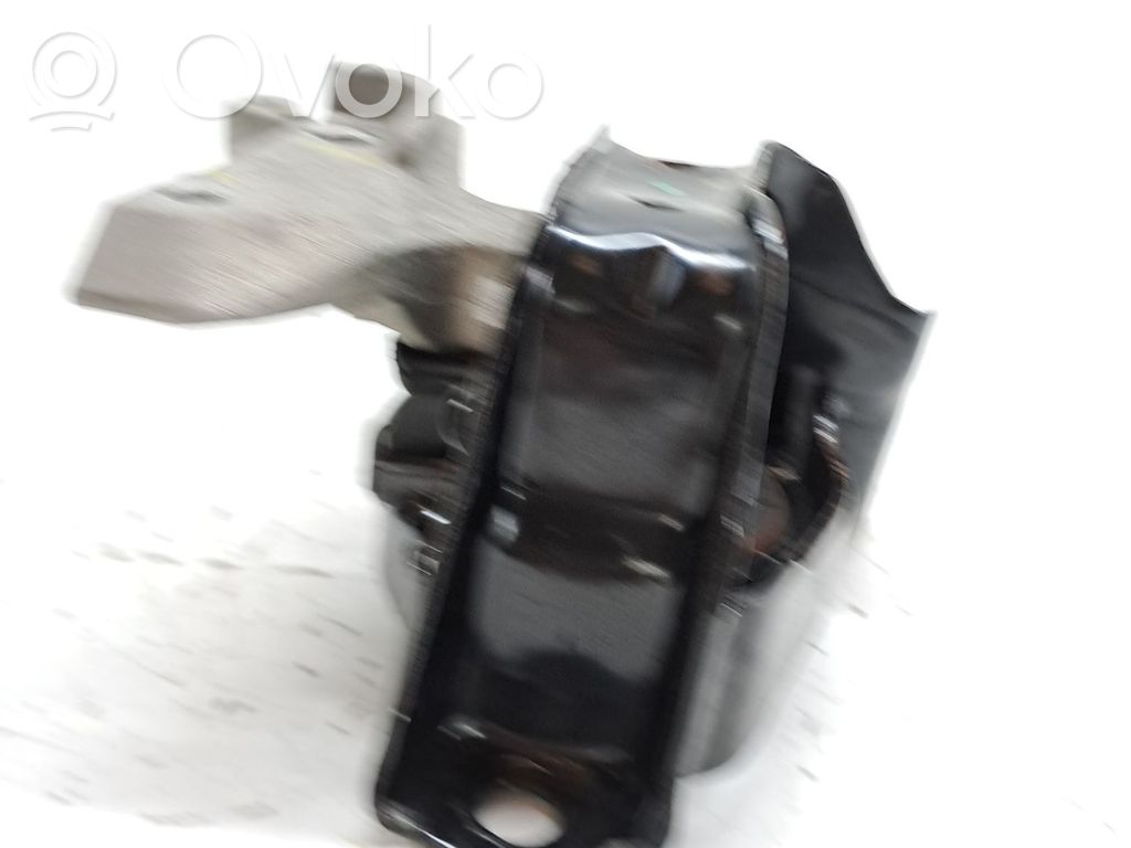 Nissan Micra Engine mount bracket 