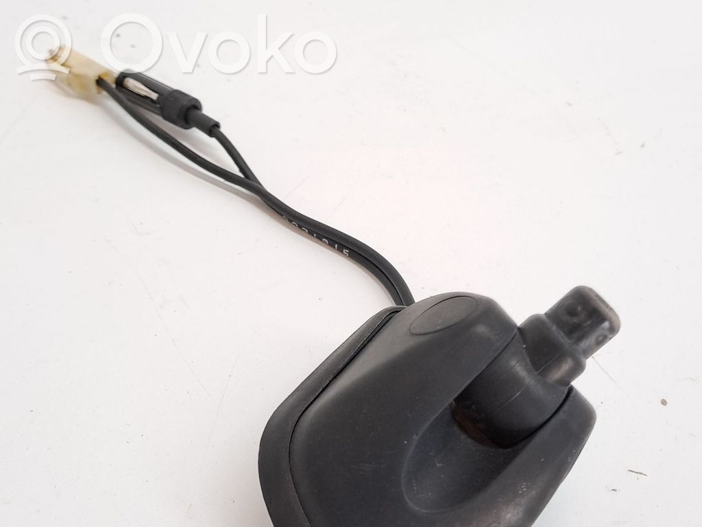 Citroen C-Crosser Antena de radio 