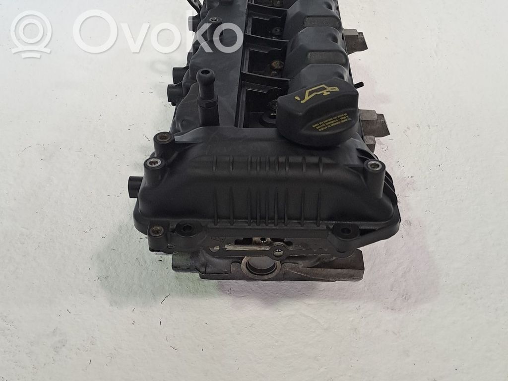 Culata del motor   221112F700