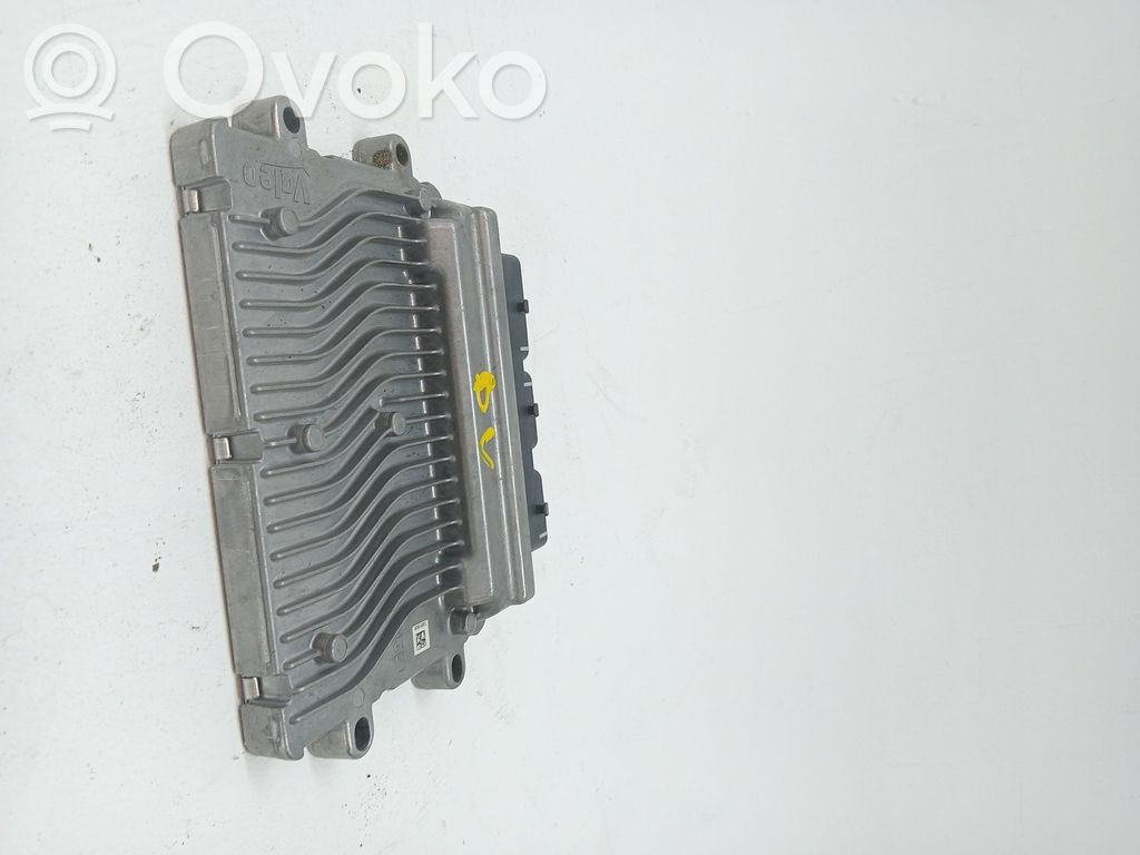 Komputer / Sterownik ECU silnika   1943Q7