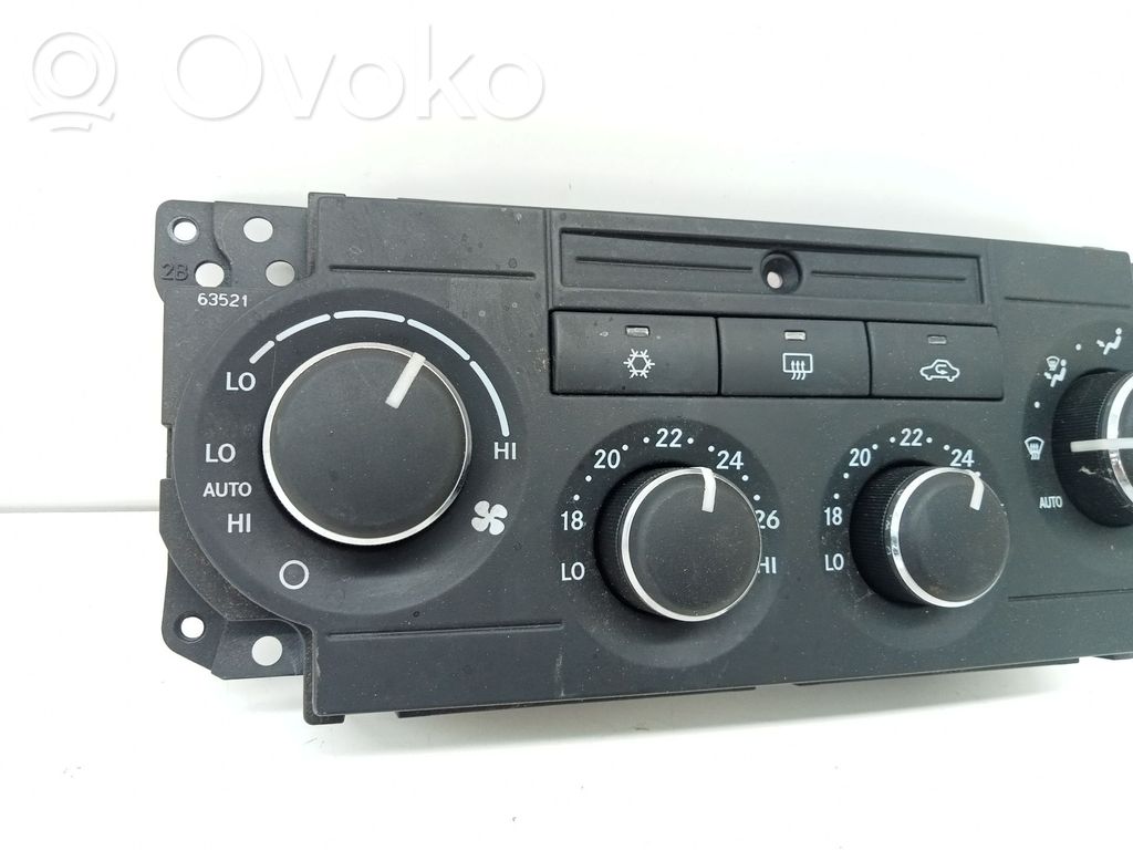 Jeep Grand Cherokee (WK) Climate control unit 