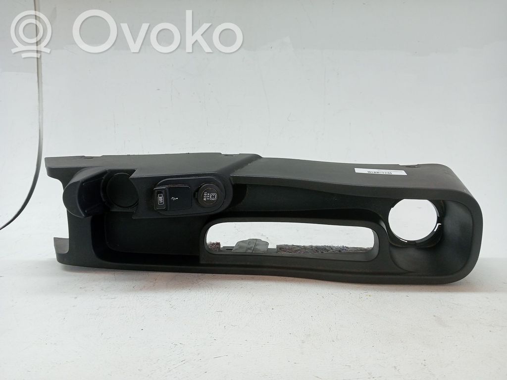 Peugeot Bipper Center console 