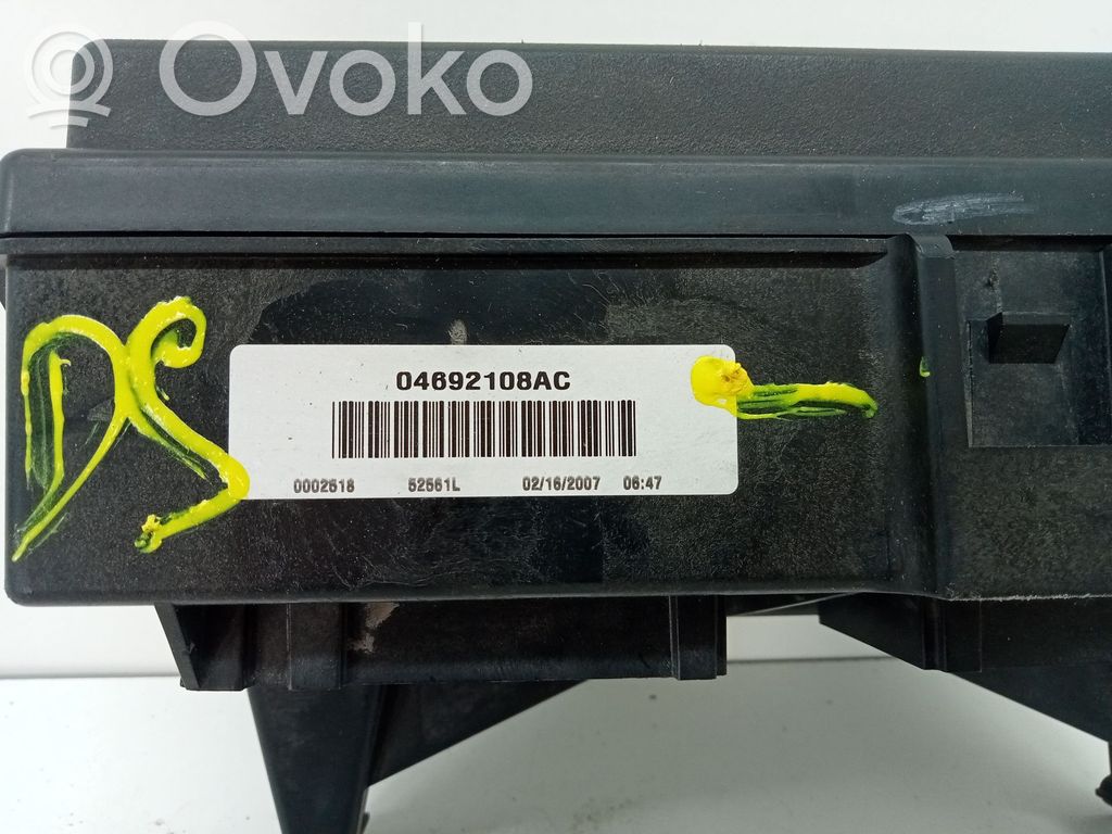 Jeep Grand Cherokee (WK) Modul siguranțe 