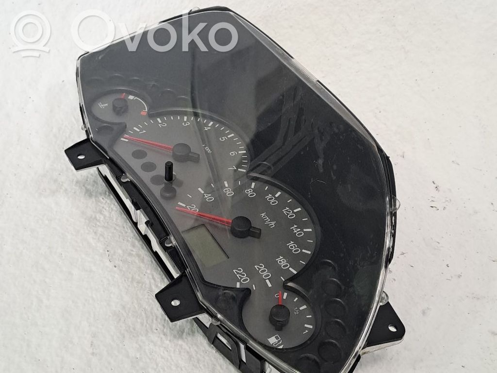 Ford Focus Speedometer (instrument cluster) 