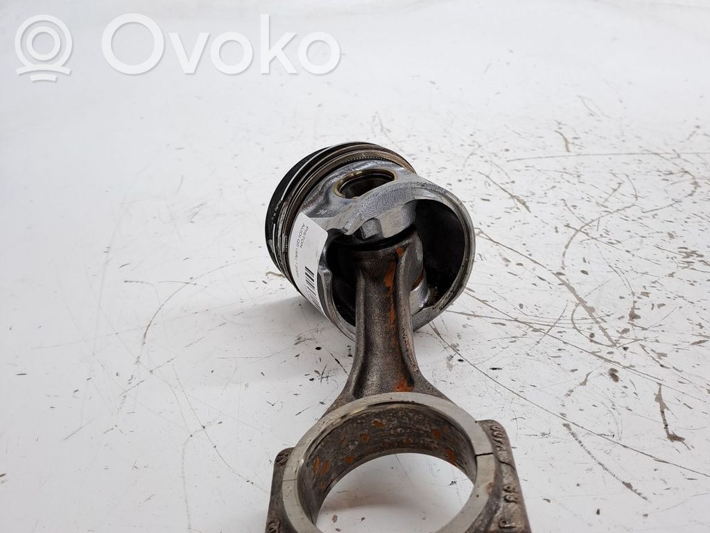 Tłok   038198401F,03L107065G