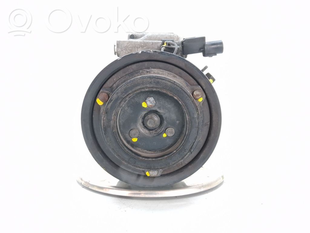 Ilmastointilaitteen kompressorin pumppu (A/C)   977012B101