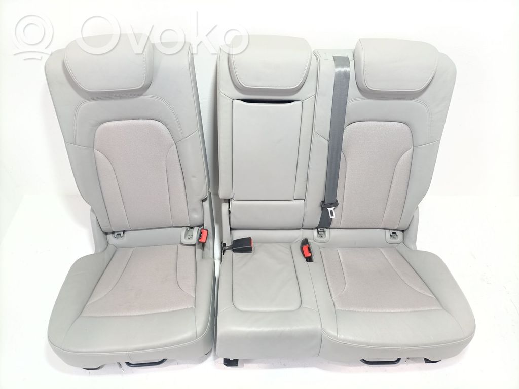 Asiento trasero   8R0885104S