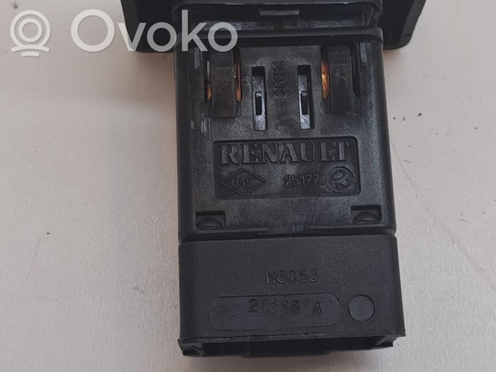 Hazard light switch   6001546813