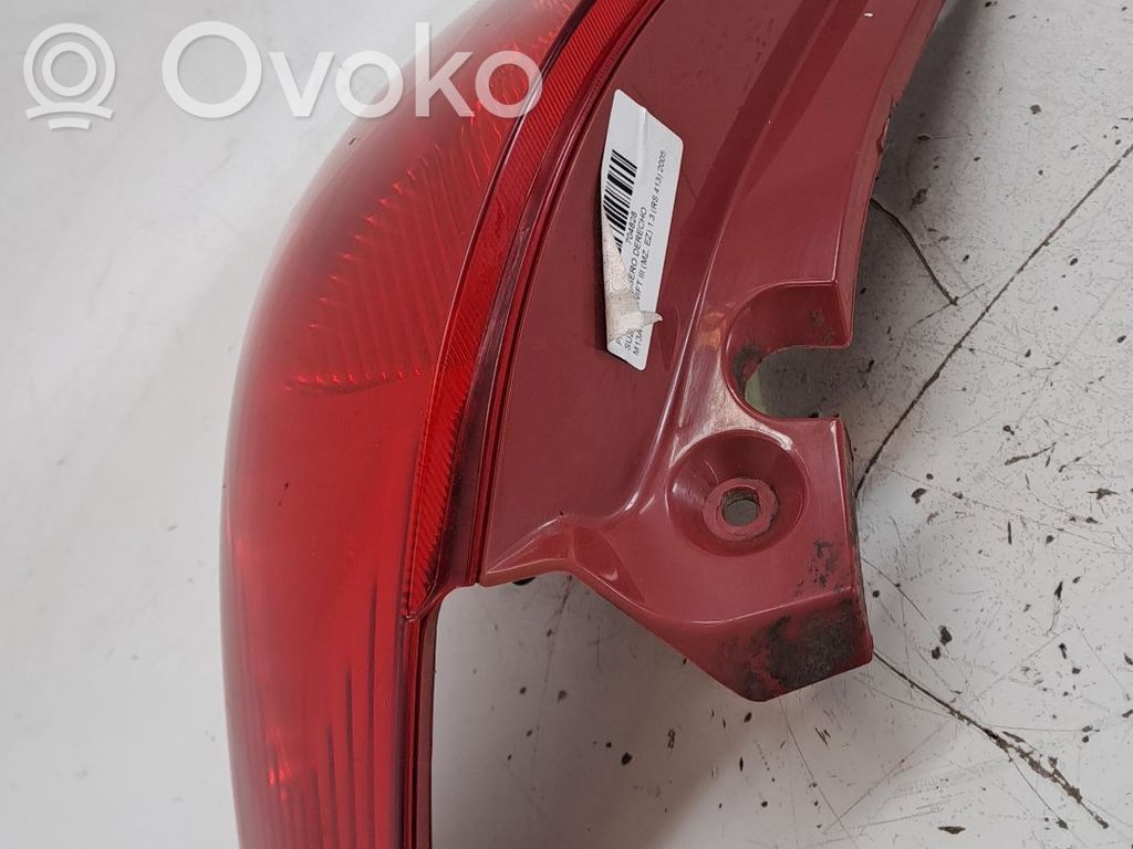 Suzuki Swift I Lámpara de faros/luces traseros 