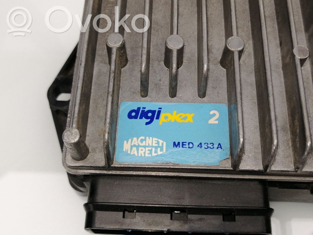 Engine control unit/module ECU   MED433A