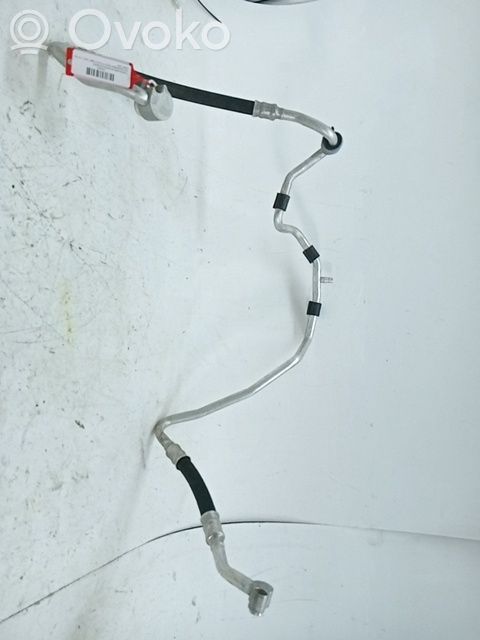 Manguito/racor flexible para A/C   1K0820743BQ