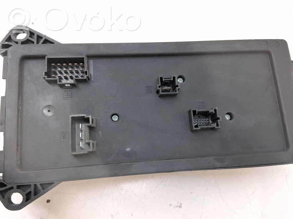 Módulo de fusible   A9065454701