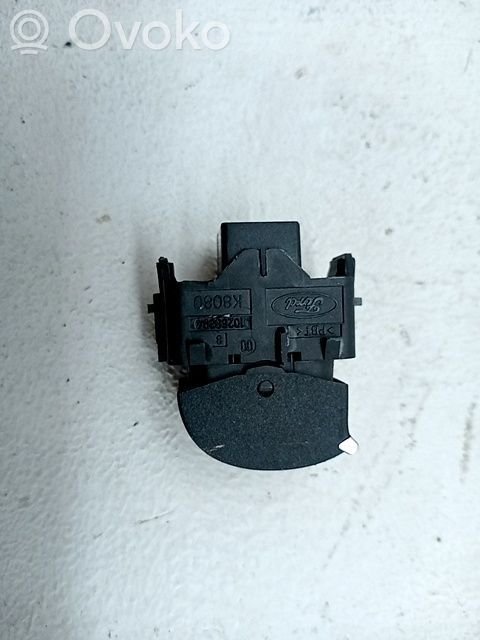 Ford Grand C-MAX Przyciski szyb
