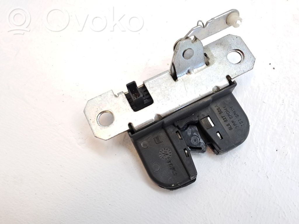 Seat Leon (5F) Blocco chiusura del portellone