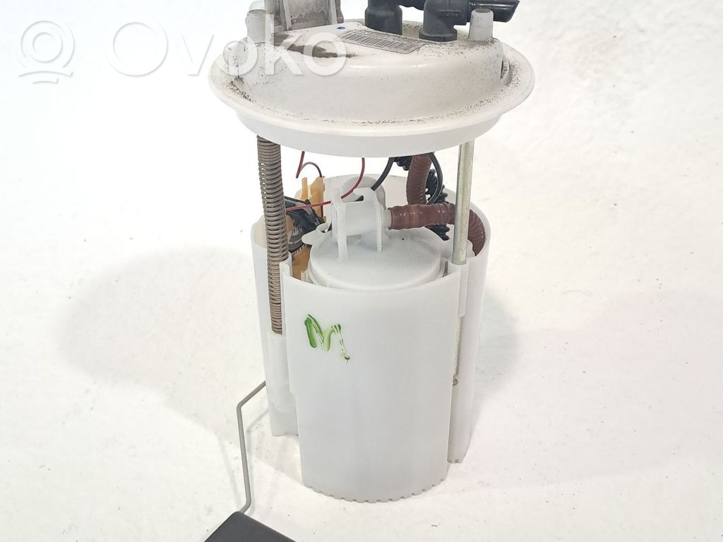 Opel Corsa E Bomba interna de combustible 
