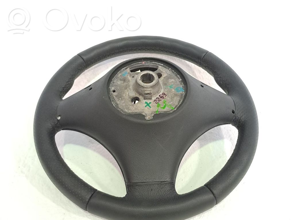 BMW X3 E83 Steering wheel 