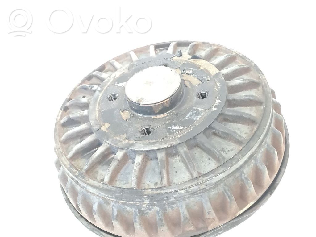 Pivot de moyeu arrière   432009234R